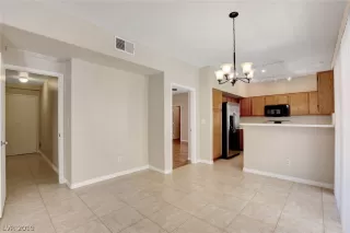 Photo #6: 2100839 Listing