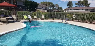 Photo #2: 2100915 Listing