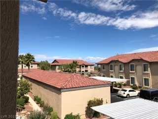 Photo #4: 2100921 Listing