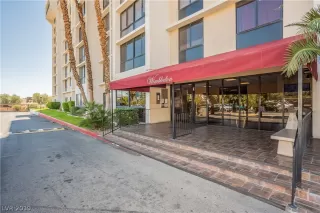 Photo #1: 2100937 Listing 