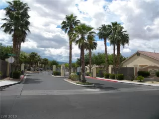 Photo #1: 2100966 Listing 