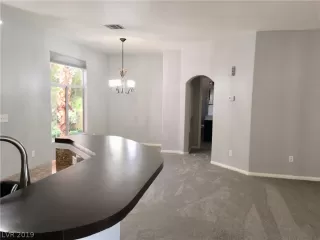 Photo #2: 2101001 Listing 