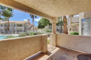 Photo #4: 2101011 Listing