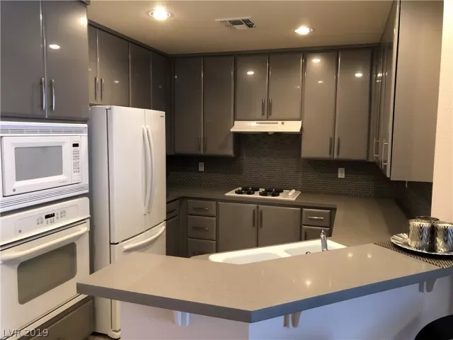 MLS: 2101023 Condo For Sale