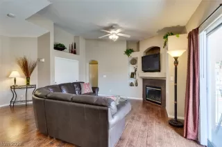 Photo #3: 2101041 Listing 
