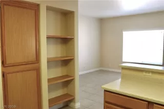 Photo #4: 2101076 Listing 