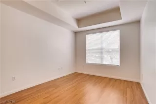 Photo #3: 2101100 Listing