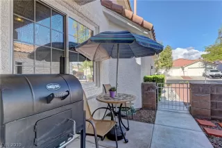 Photo #4: 2101179 Listing 