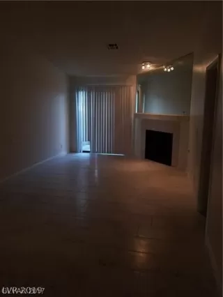 Photo #5: 2101181 Listing 