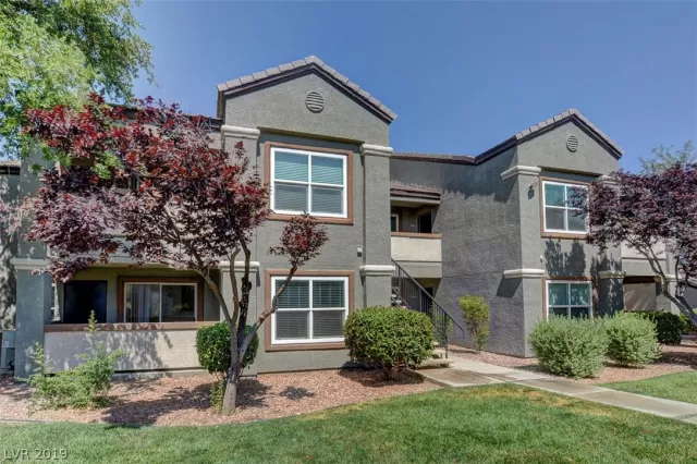 MLS: 2101189 Condo For Sale