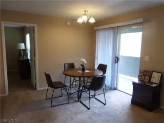 Photo #5: 2101189 Listing 