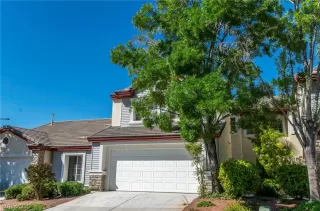 Photo #5: 2101200 Listing