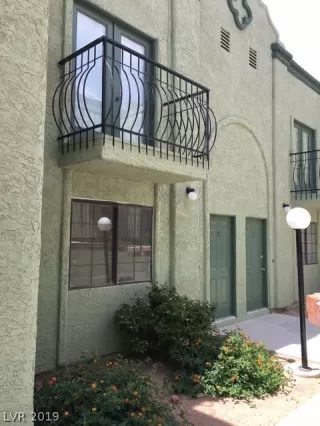 Photo #2: 2101271 Listing 