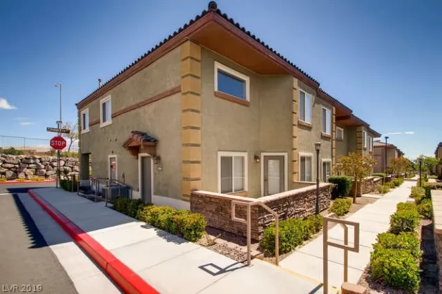 MLS: 2101299 Condo For Sale
