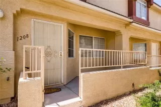 Photo #4: 2101305 Listing 