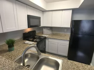 Photo #3: 2101340 Listing 