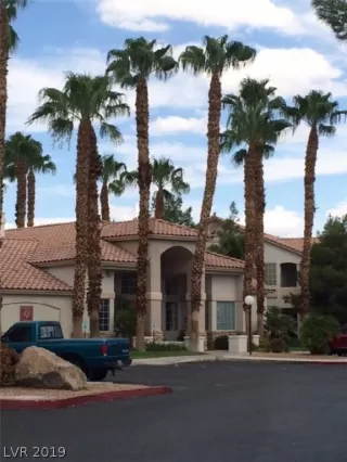 Photo #1: 2101358 Listing