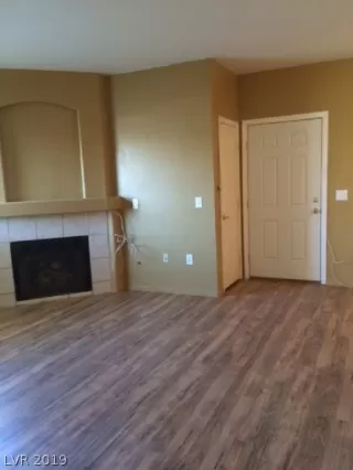 Photo #2: 2101358 Listing