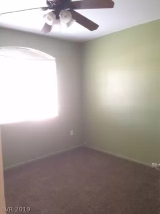 Photo #5: 2101358 Listing