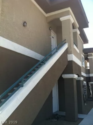 Photo #1: 2101371 Listing