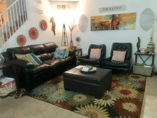 Photo #3: 2101381 Listing