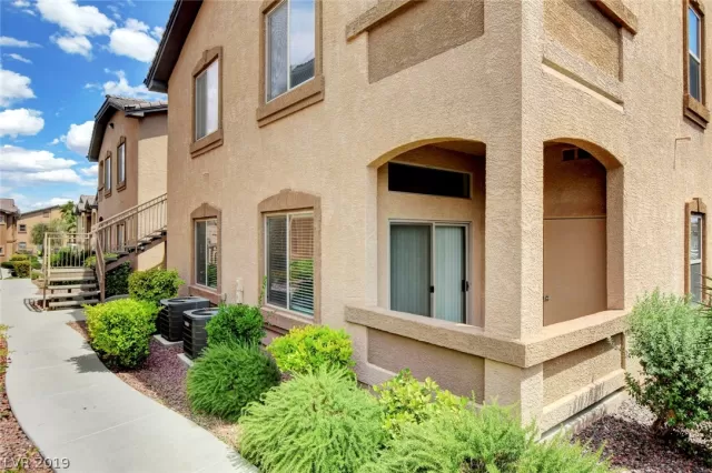 MLS: 2101404 Condo For Sale