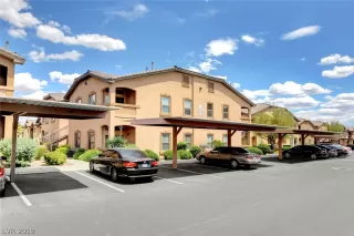 Photo #1: 2101404 Listing