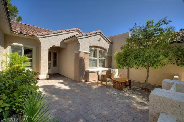 MLS: 2101407 Condo For Sale