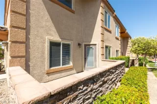 Photo #5: 2101420 Listing 