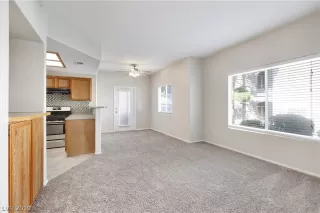 Photo #3: 2101472 Listing 