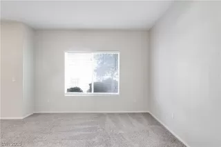 Photo #6: 2101472 Listing 