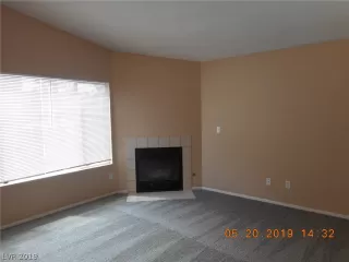 Photo #2: 2101473 Listing