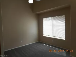 Photo #3: 2101473 Listing