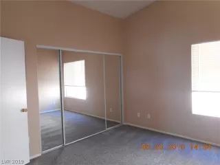 Photo #6: 2101473 Listing