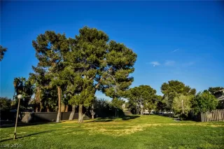 Photo #2: 2101611 Listing 