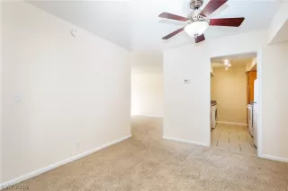 Photo #5: 2101658 Listing