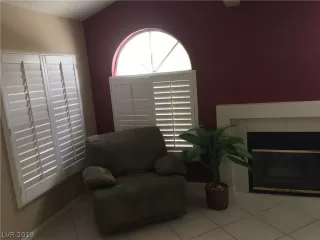 Photo #6: 2101659 Listing