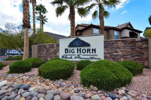 MLS: 2101693 Condo For Sale