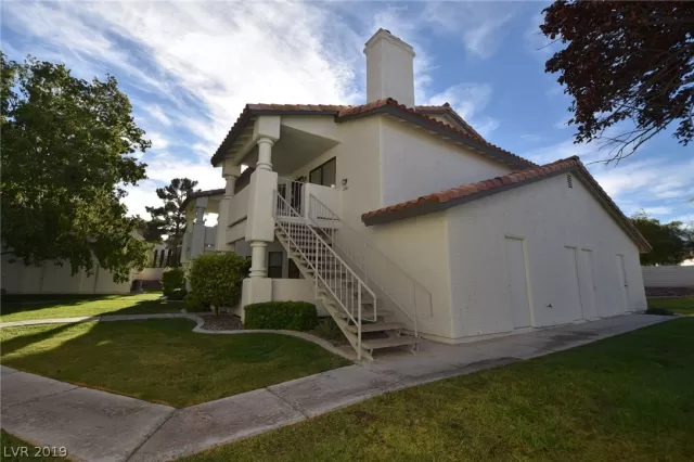 MLS: 2101733 Condo For Sale