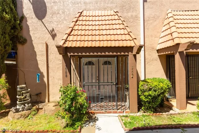 MLS: 2101824 Condo For Sale