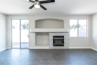 Photo #2: 2101838 Listing