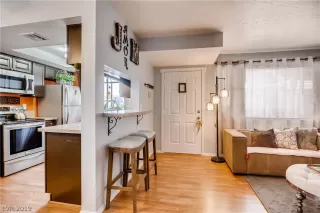 Photo #2: 2101846 Listing