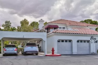 Photo #1: 2101862 Listing