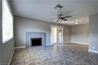 Photo #3: 2101882 Listing 