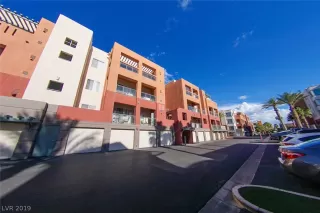 Photo #1: 2101885 Listing 