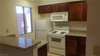 Photo #2: 2101928 Listing 