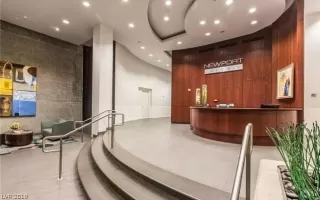 Photo #1: 2101979 Listing