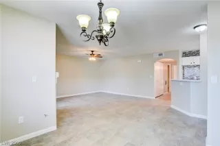 Photo #3: 2102140 Listing