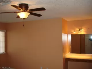 Photo #6: 2102144 Listing 