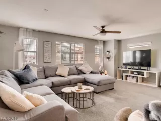 Photo #3: 2102180 Listing 